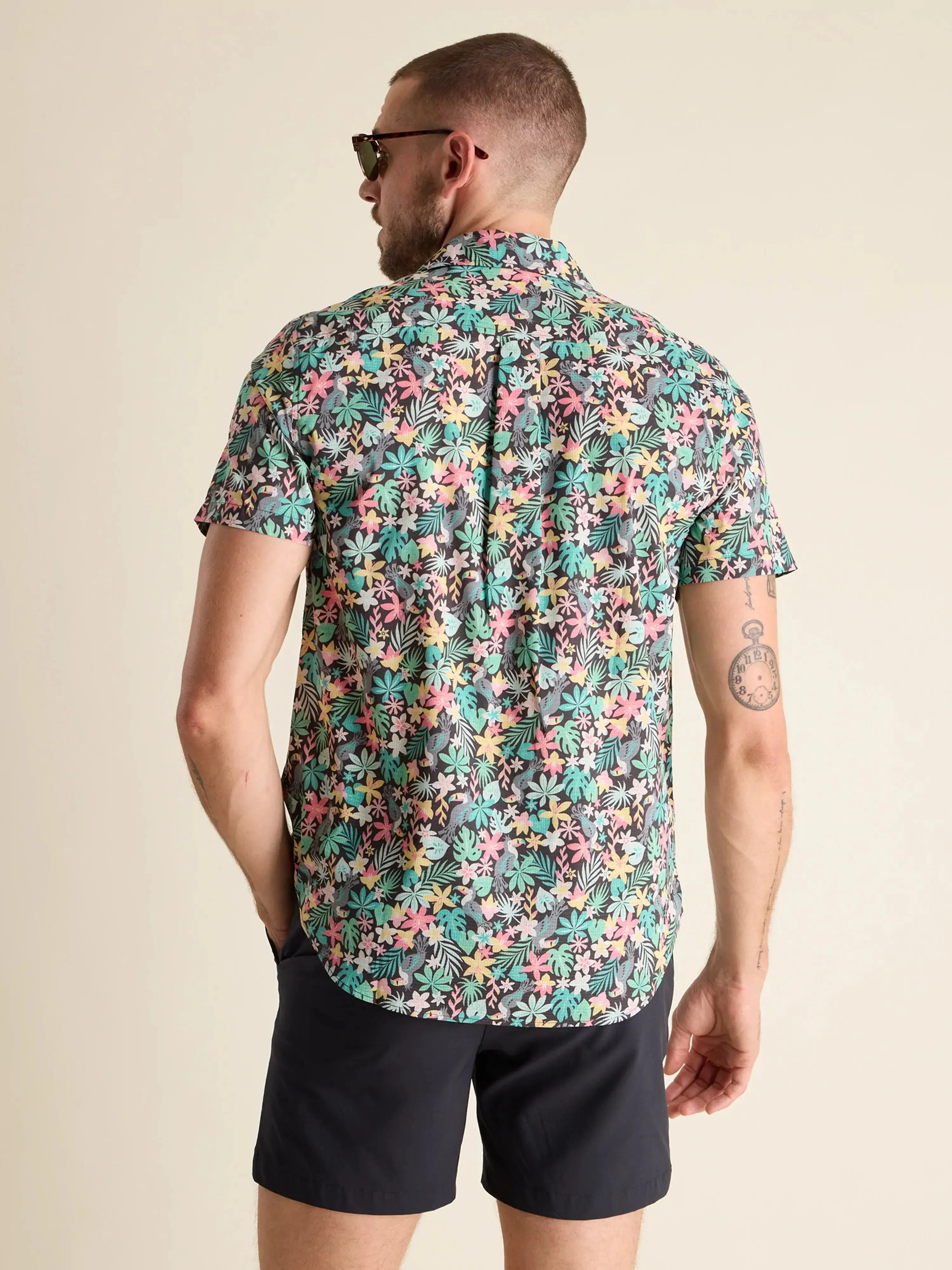 Breezetech Friday Shirt (Bloomerang)