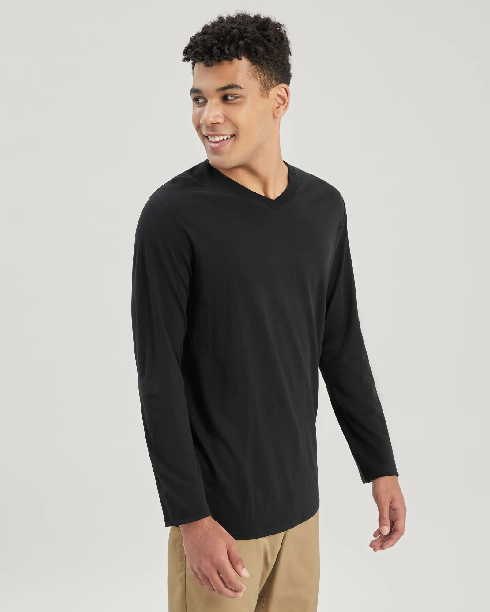 Men's 100% Merino Long Sleeve V-Top - Black