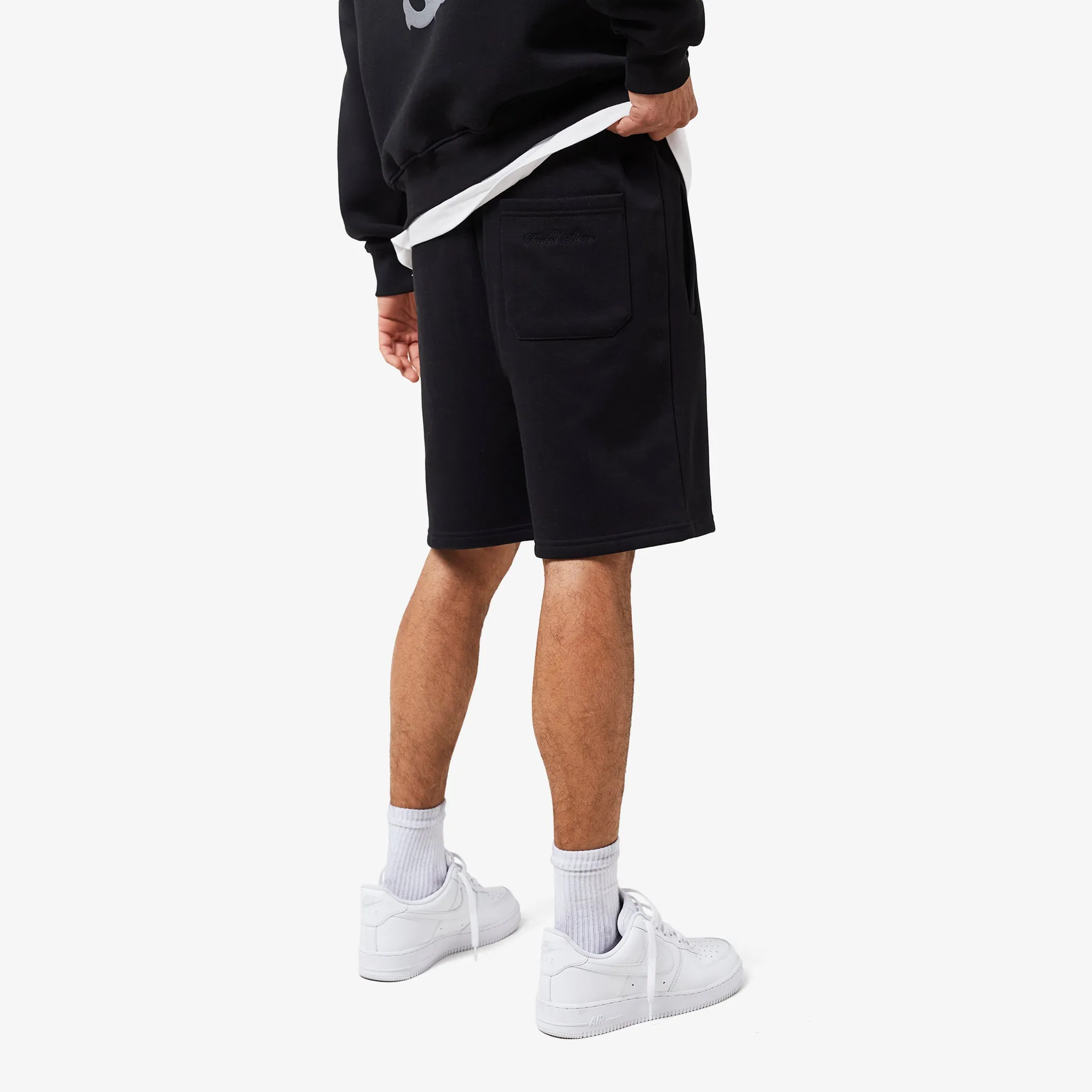 Monogram Short | Black