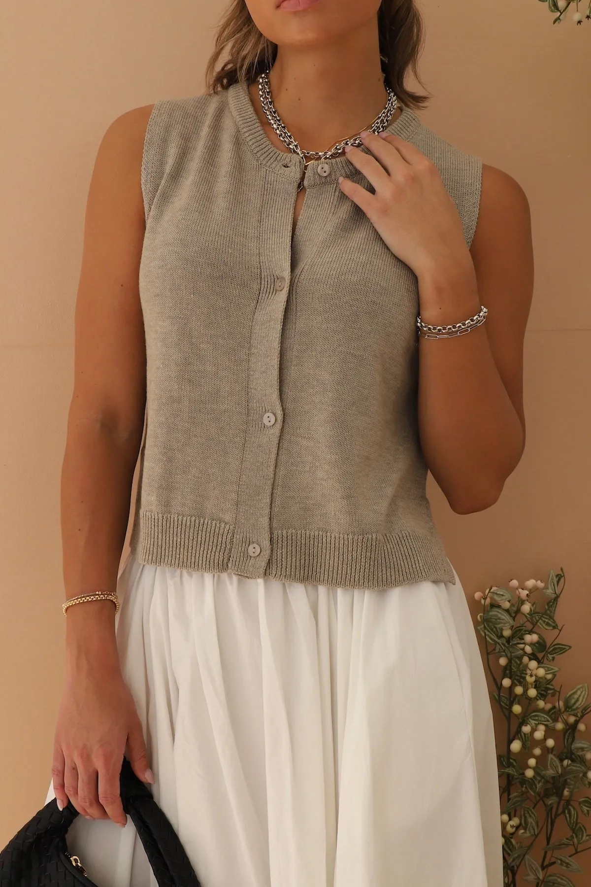 ONA VEST