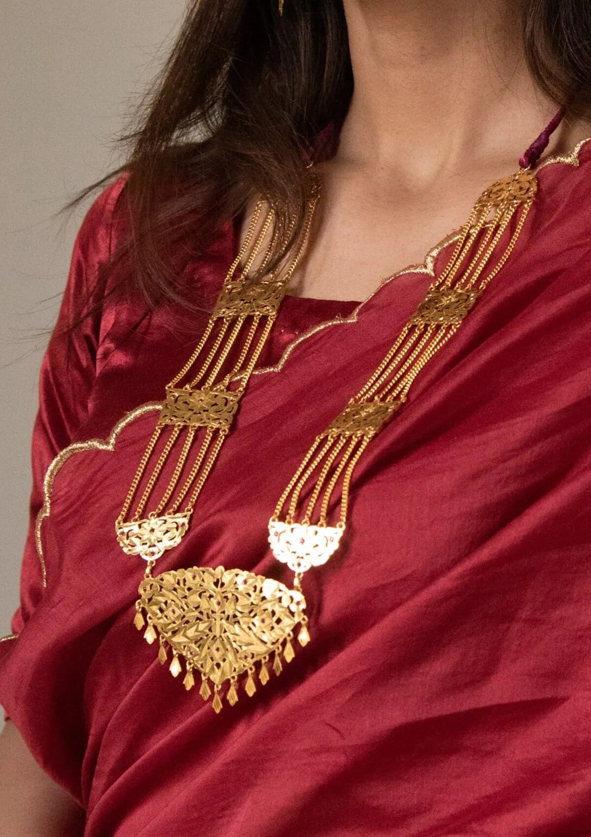 Rani Haar Gold Tone Silver Necklace