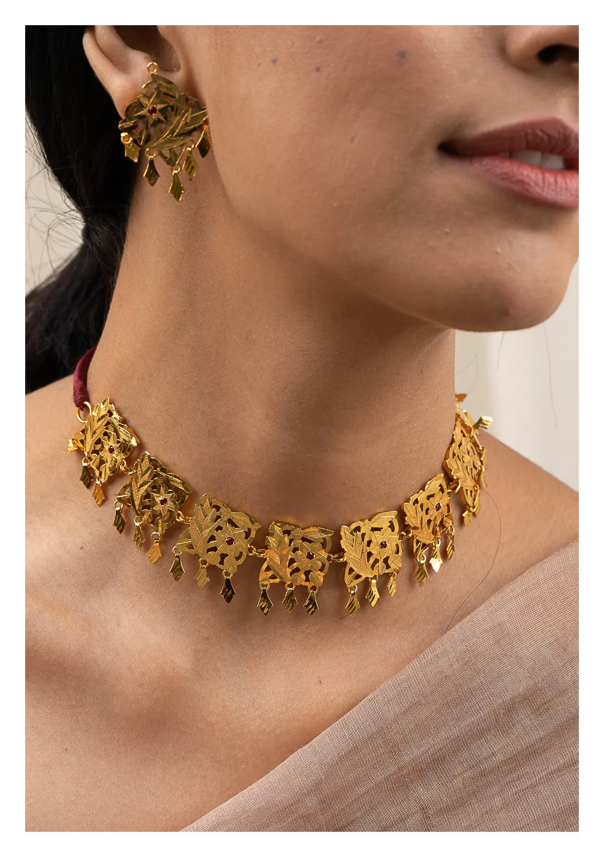 Shashi Handmade Gold Tone Silver Necklace