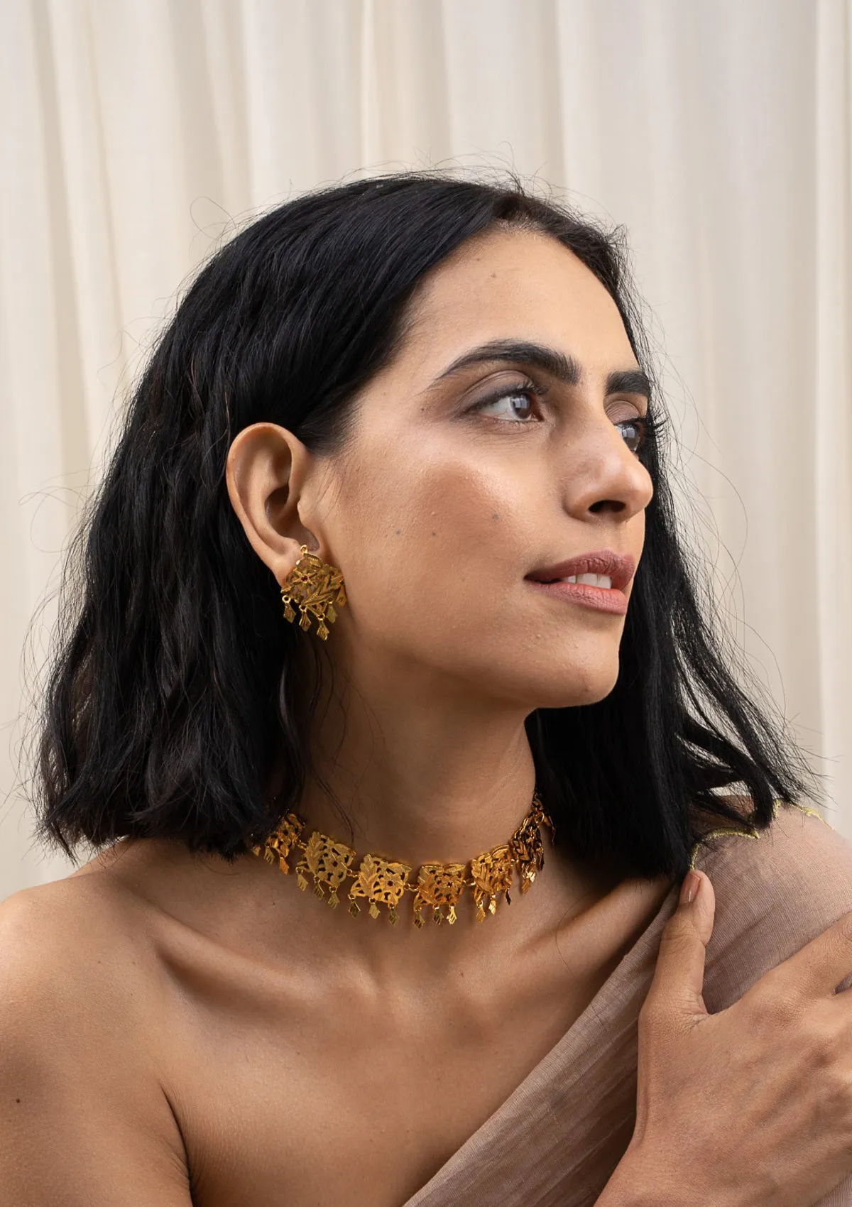 Shashi Handmade Gold Tone Silver Necklace