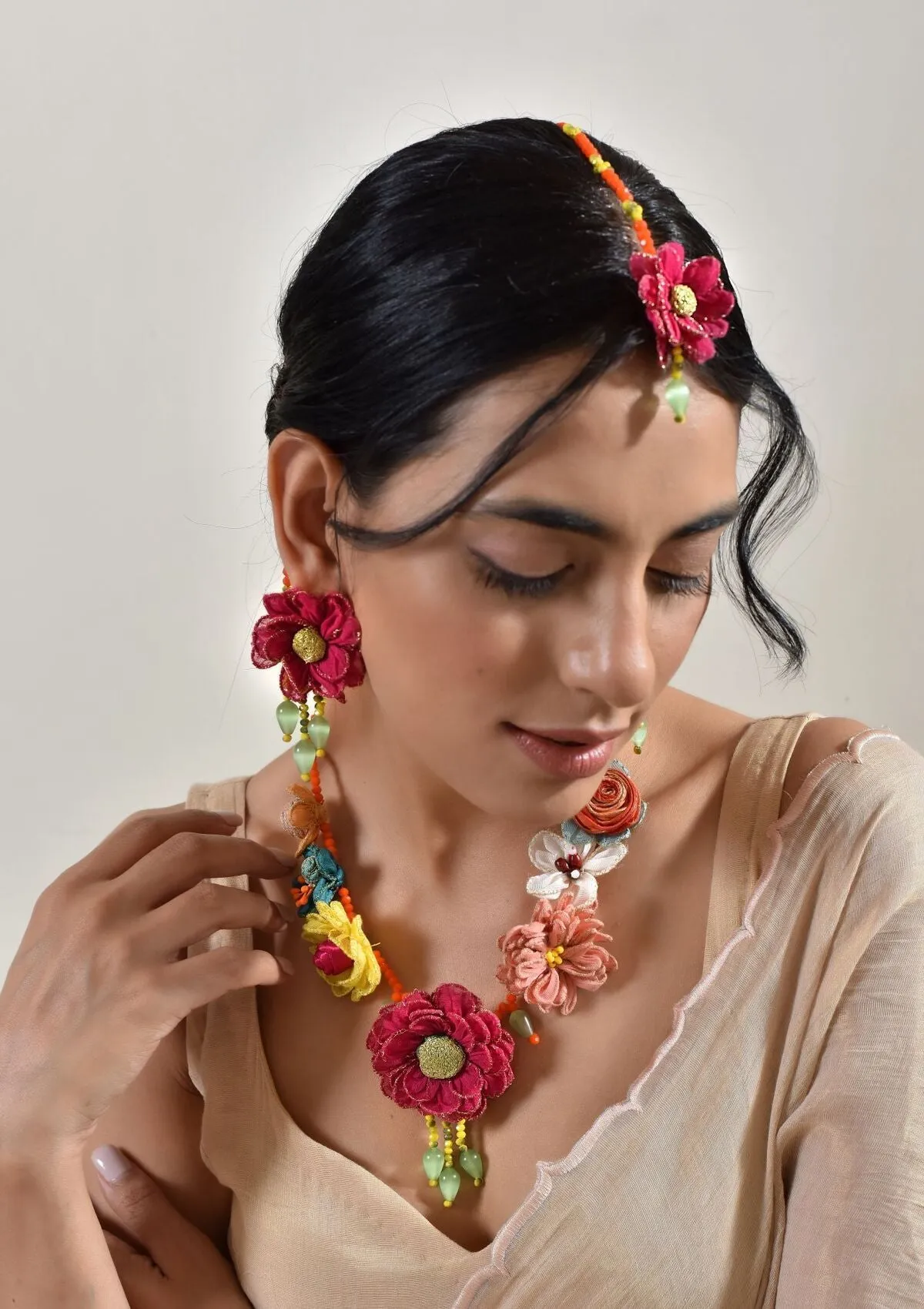 Shimeka Floral Jewellery Set