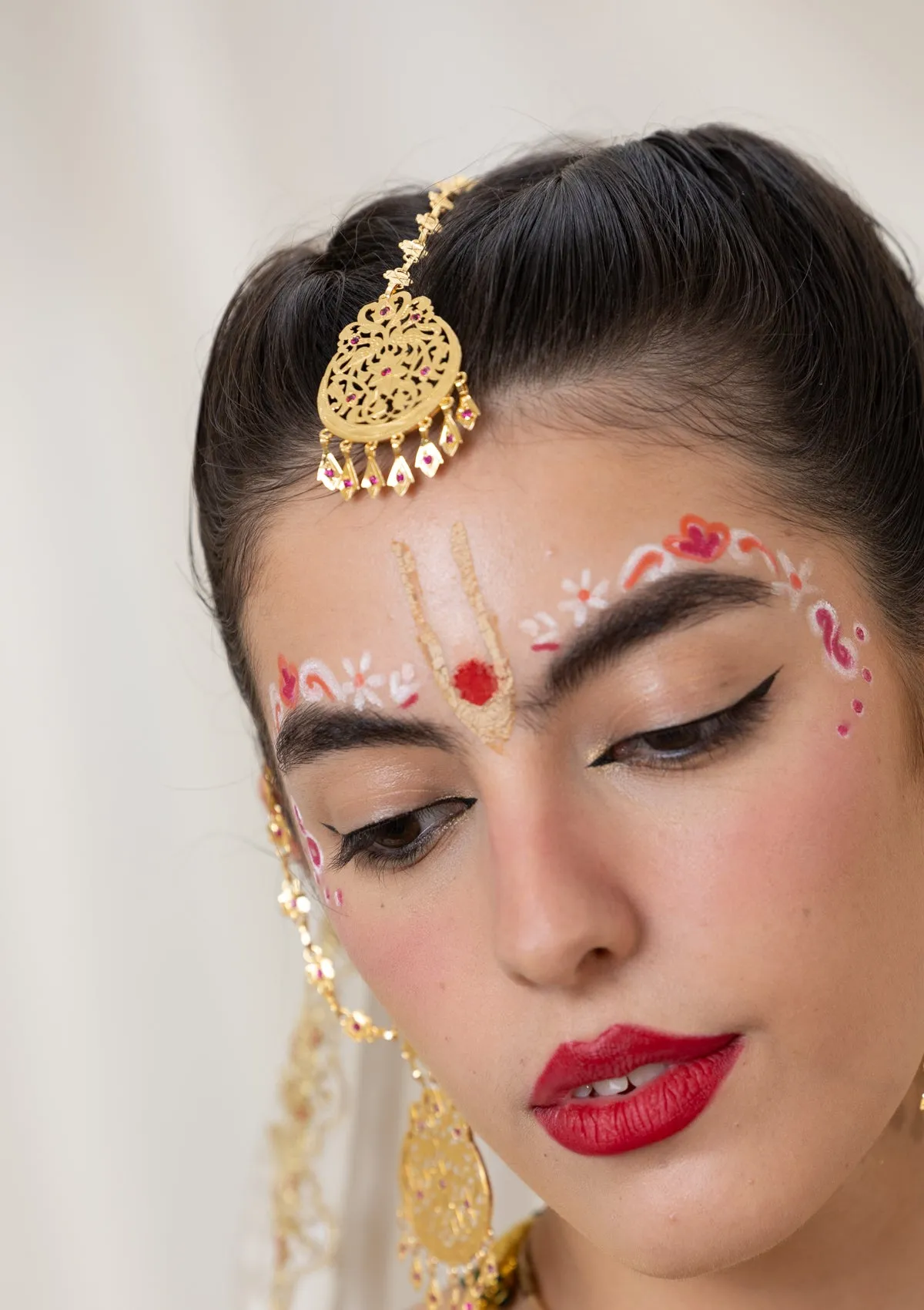 Sitaara Gold Tone Silver Mangtikka