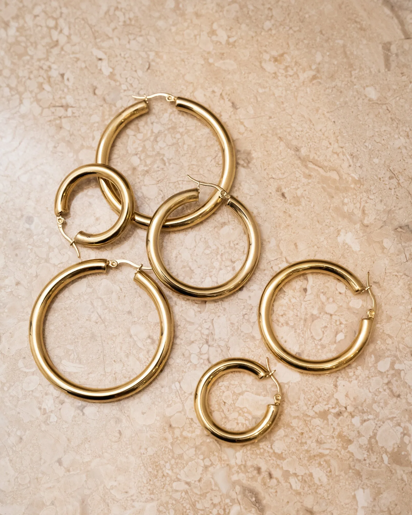 TILTIL Single Hoop Goldplated Boldy