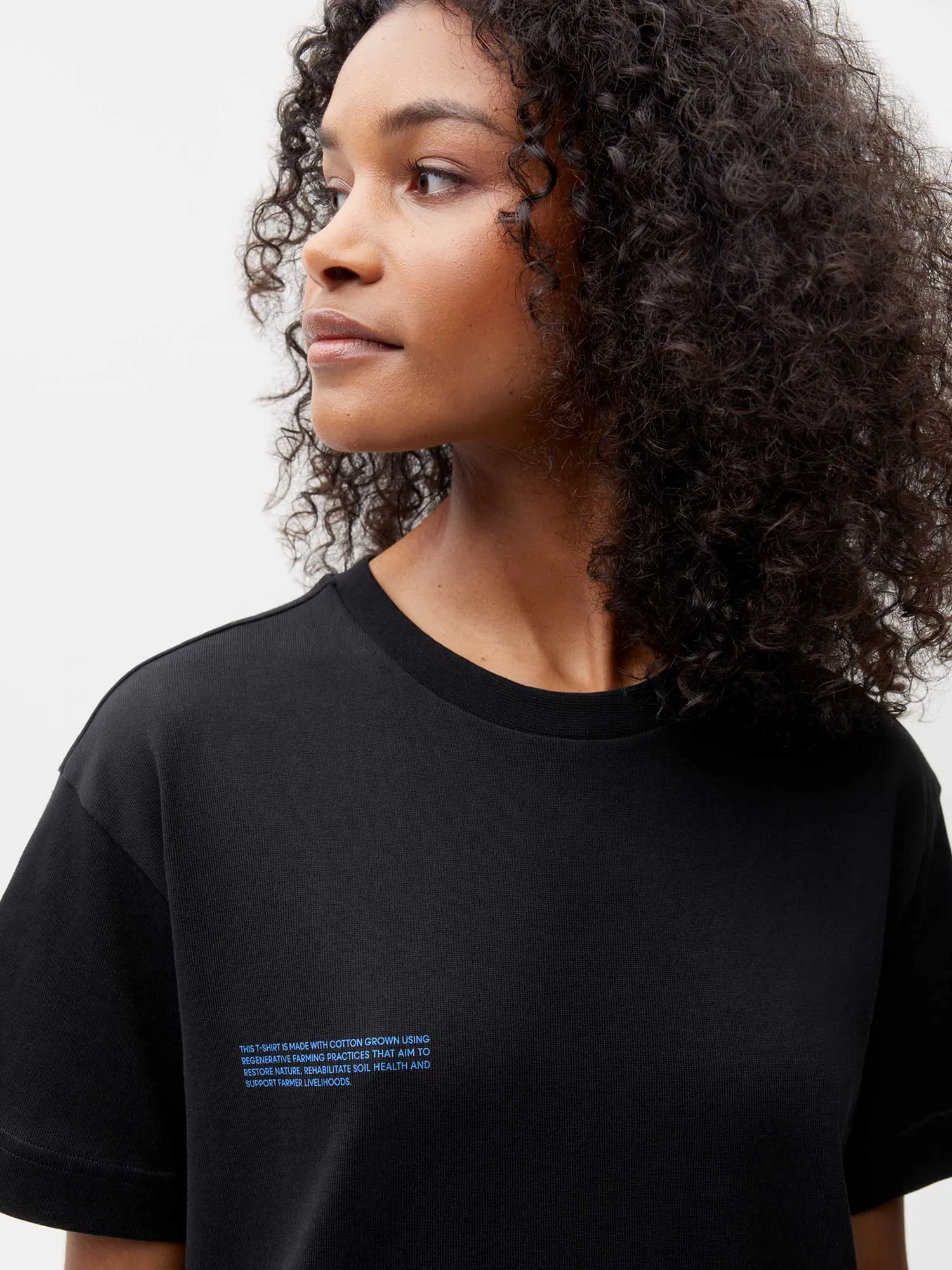 Womens In Conversion Cotton 365 T-shirt—black