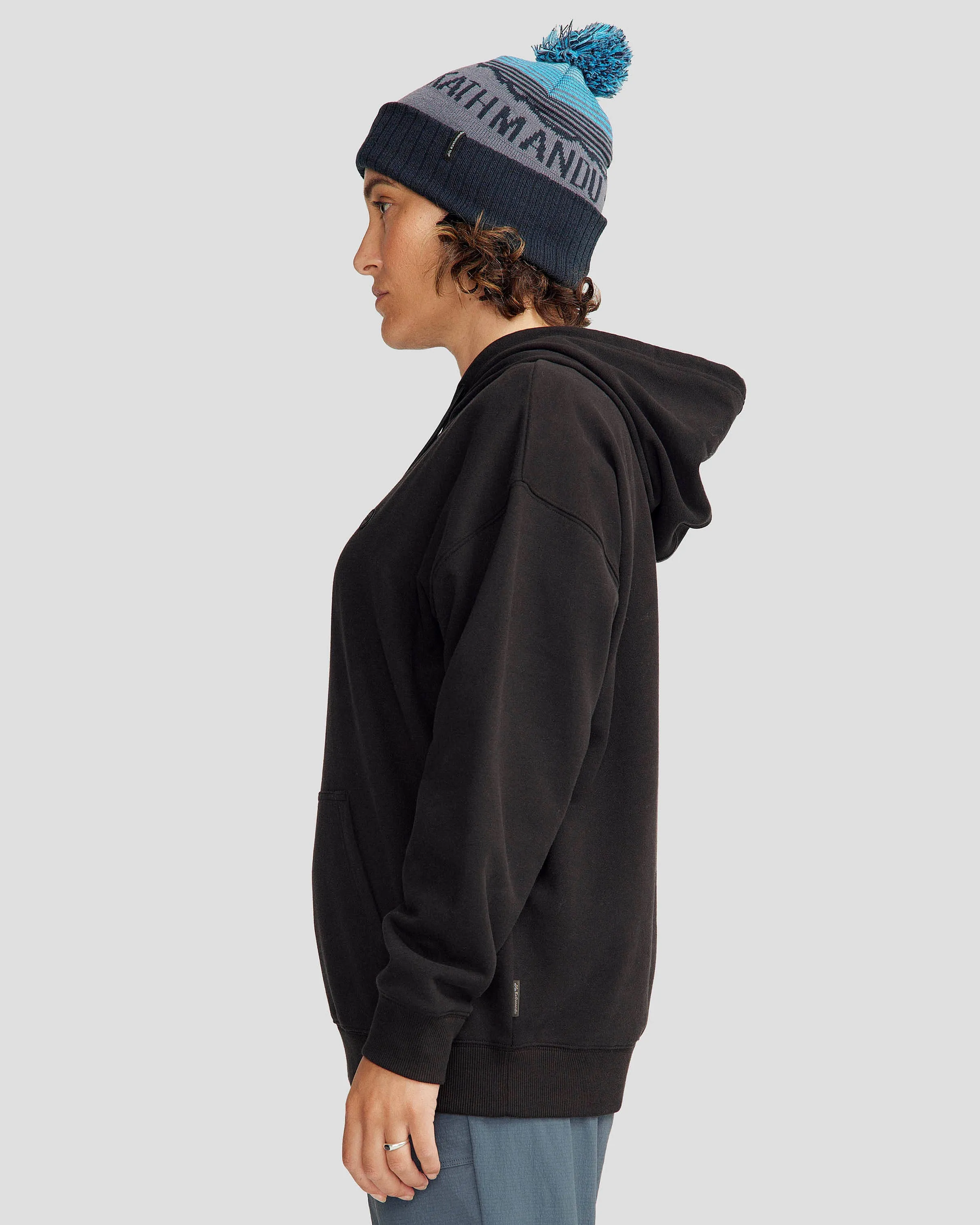Women's Peak Badge Relaxed Hoodie - Black Stingray
